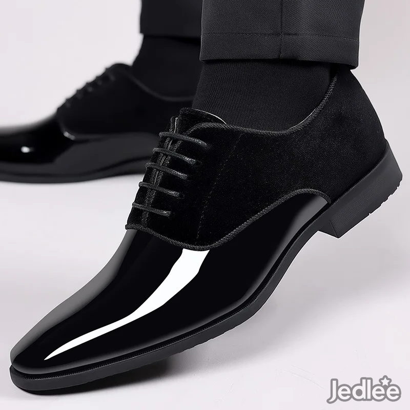 Luxurious Italian Patent Leather and Suede Shoes - Exude Elegance in Lace-Up Oxfords