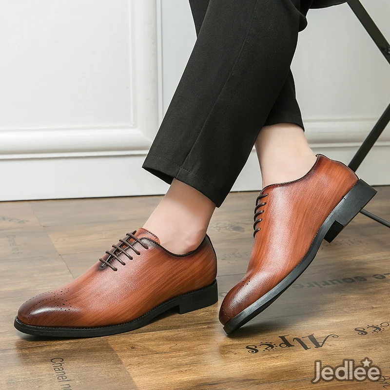Elegant Whole-Cut Leather Oxfords for Men - Italian Style