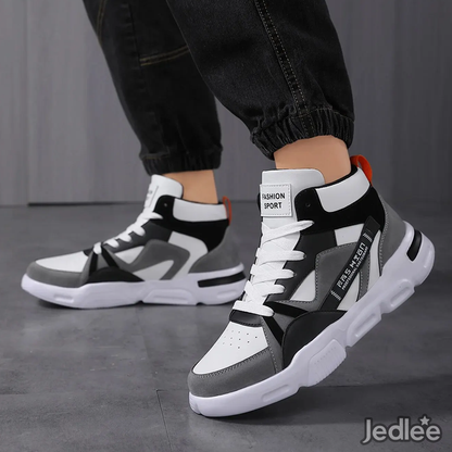 High-top Two Toned Skating Shoes - Trendsetting Design for Urban Thrills