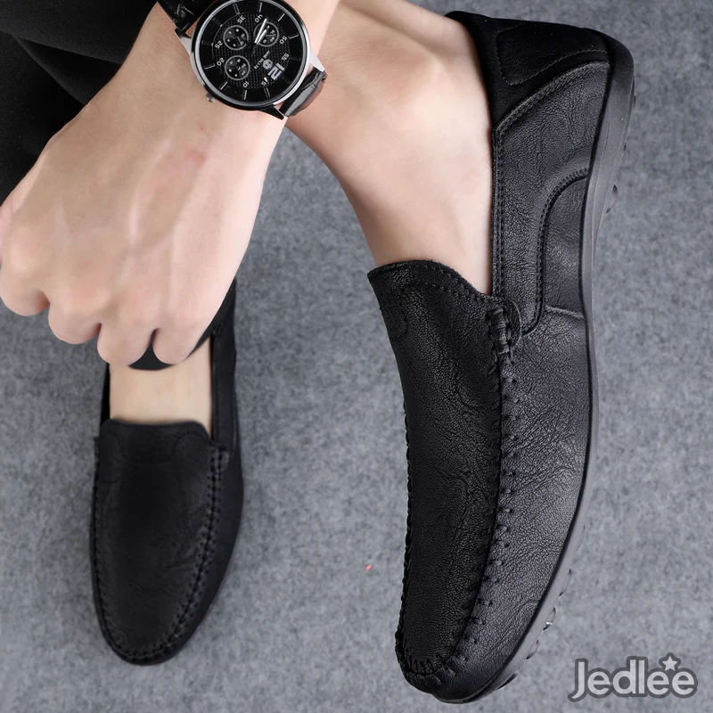 Classic Italian Leather Loafers: Timeless Fashion Statement