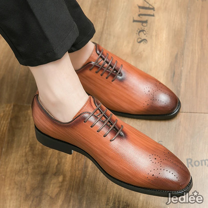 Elegant Whole-Cut Leather Oxfords for Men - Italian Style