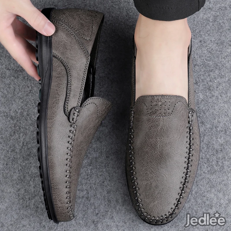 Classic Italian Leather Loafers: Superior Comfort and Style