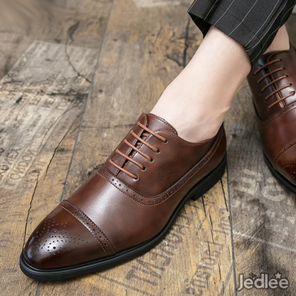 Timeless Italian Patent Oxfords Leather Formal Shoes - Elegantly Stitched with Brogue