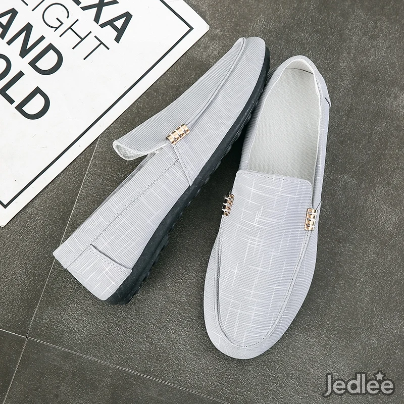 Premium Italian Men's Loafers: Classic Charm
